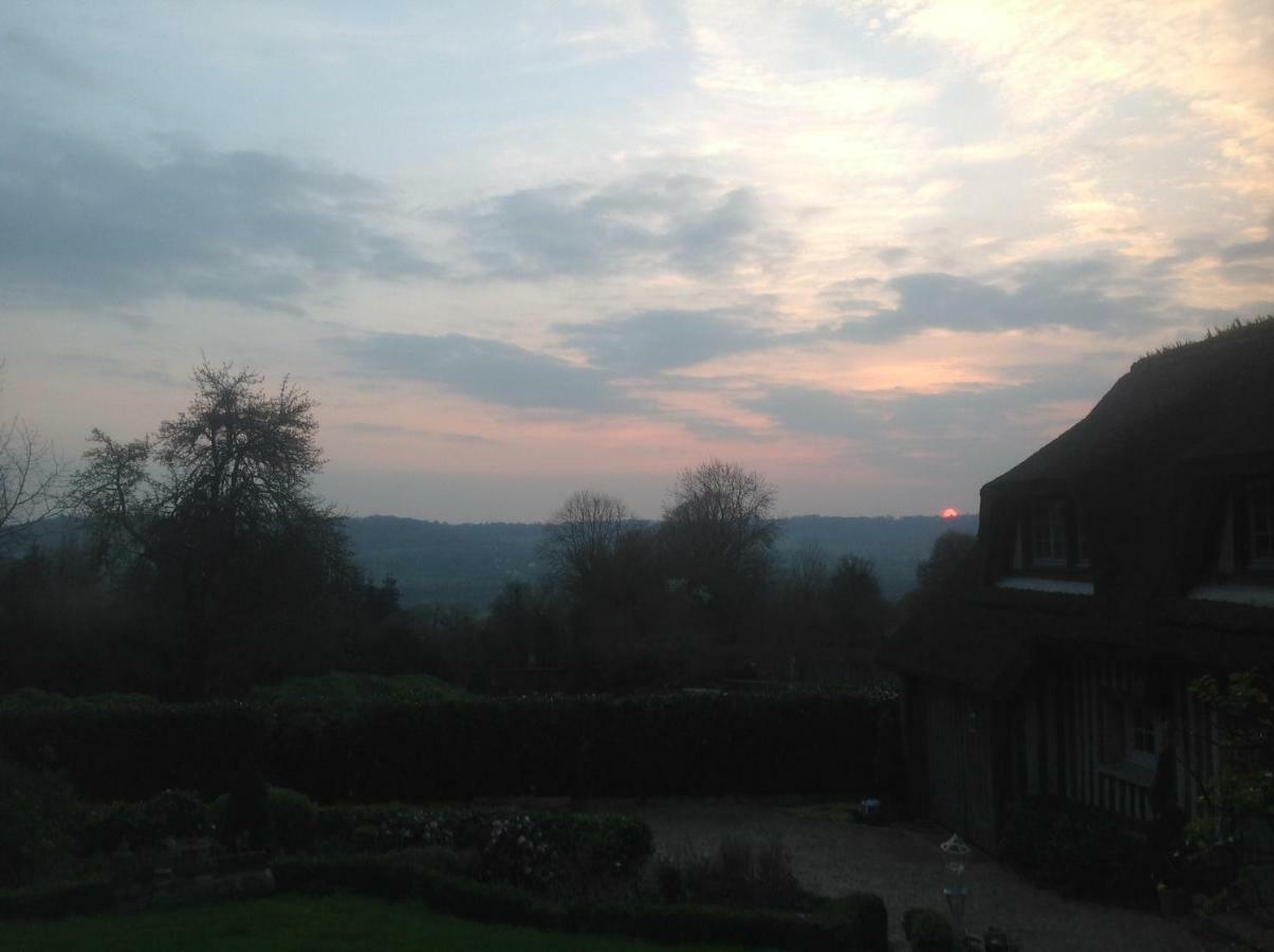Bed and Breakfast Les Chaumieres Du Pays D'Auge Le Breuil-en-Auge Екстер'єр фото