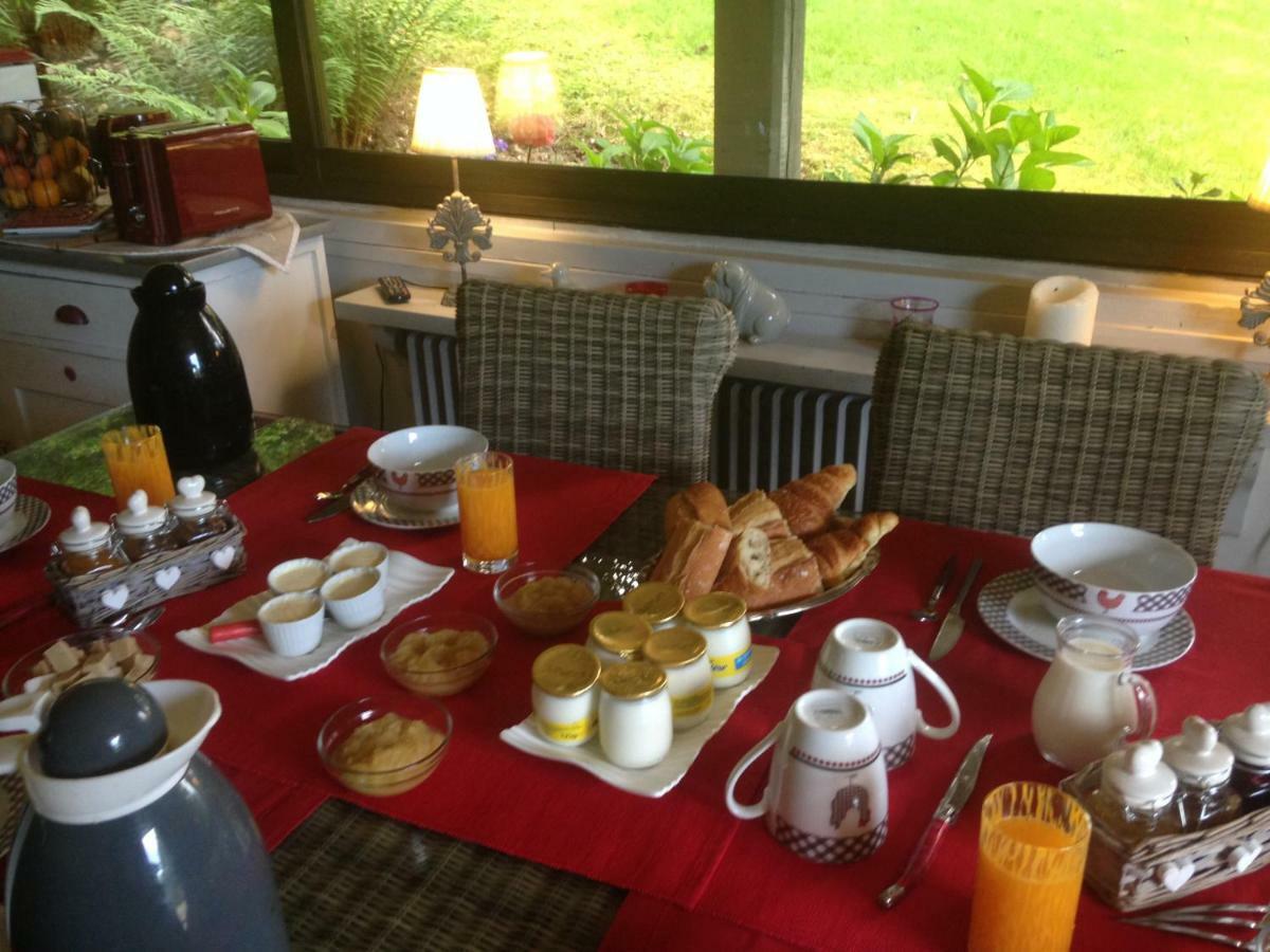 Bed and Breakfast Les Chaumieres Du Pays D'Auge Le Breuil-en-Auge Екстер'єр фото
